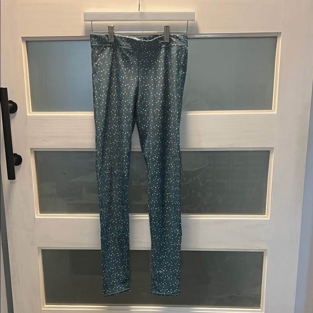 Stylish twig and fall Leggings for Women by the house of Flynn like new